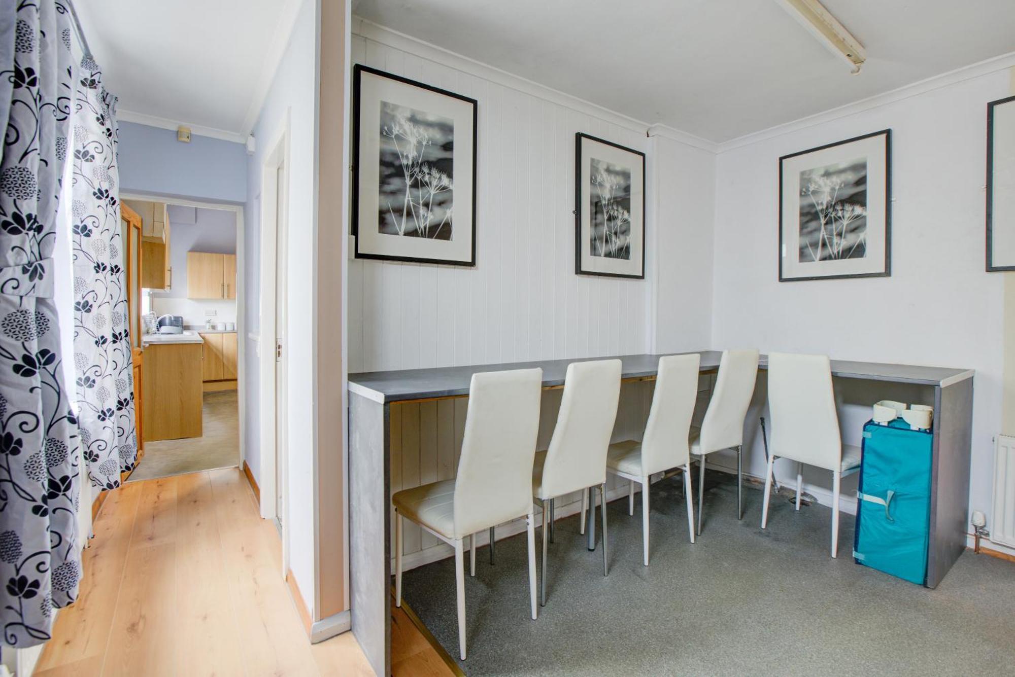 The Sandringham Court Hotel & Apartment Welcoming Large And Small Groups For 15 Years Blackpool Eksteriør billede