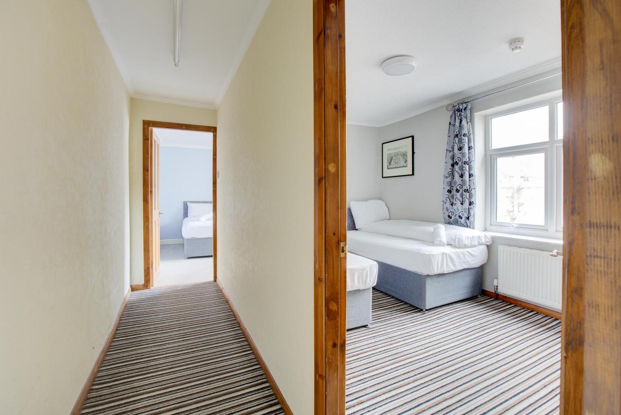 The Sandringham Court Hotel & Apartment Welcoming Large And Small Groups For 15 Years Blackpool Eksteriør billede
