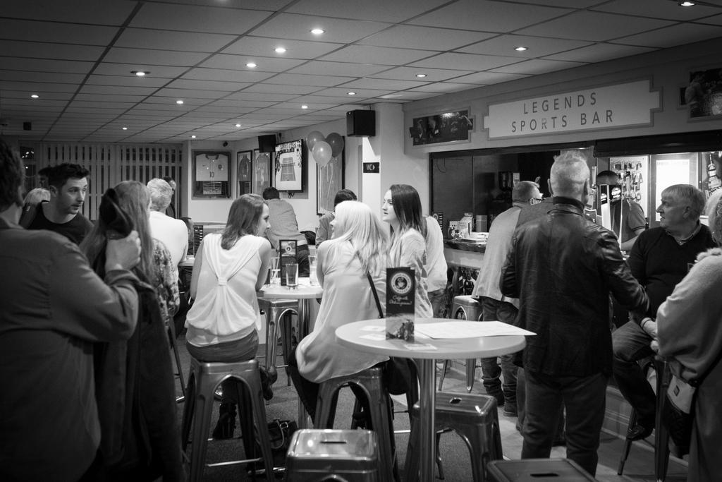 The Sandringham Court Hotel & Apartment Welcoming Large And Small Groups For 15 Years Blackpool Eksteriør billede